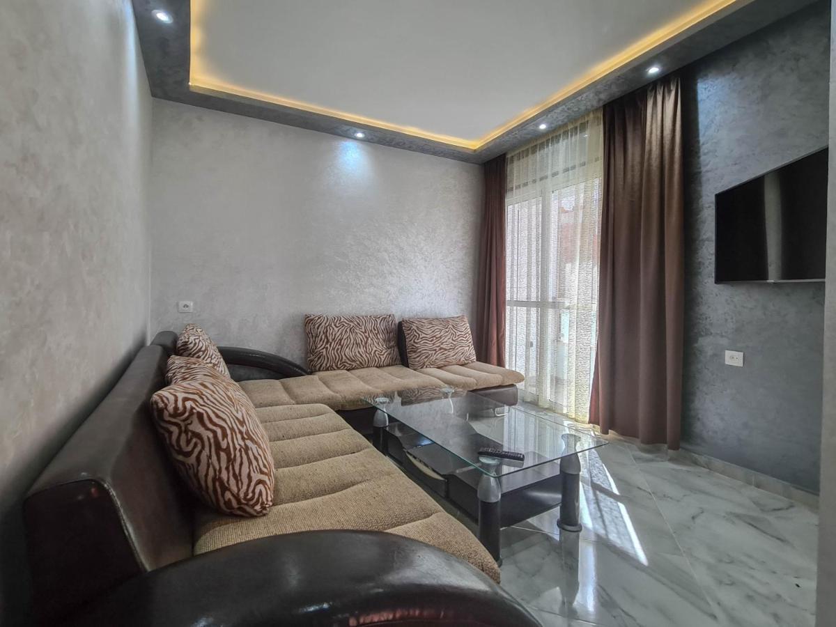 Apartament Immeuble Familial Imad Tétouan Zewnętrze zdjęcie